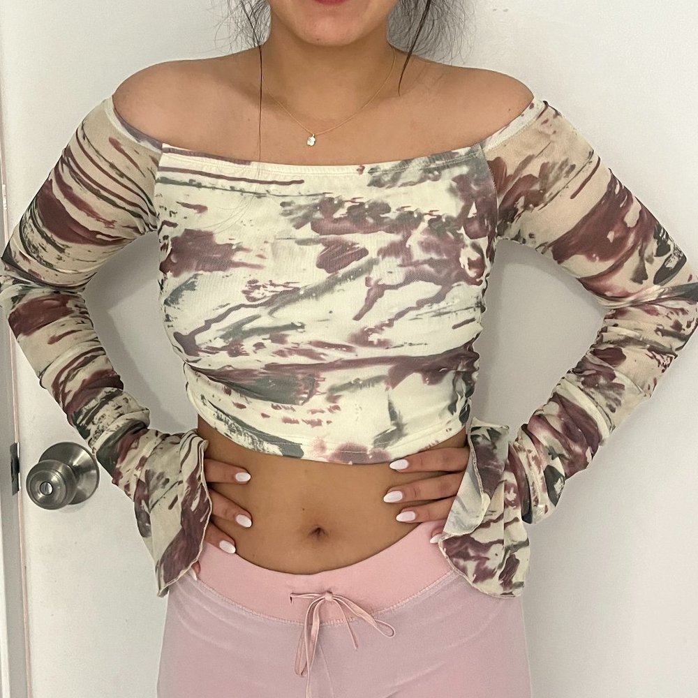 SHEIN Off the Shoulder Long Sleeve Crop Top